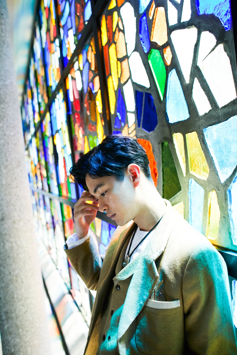 瀬戸康史アーティストブック「僕は、僕をまだ知らない」撮影：桑島智輝／ワニブックス刊