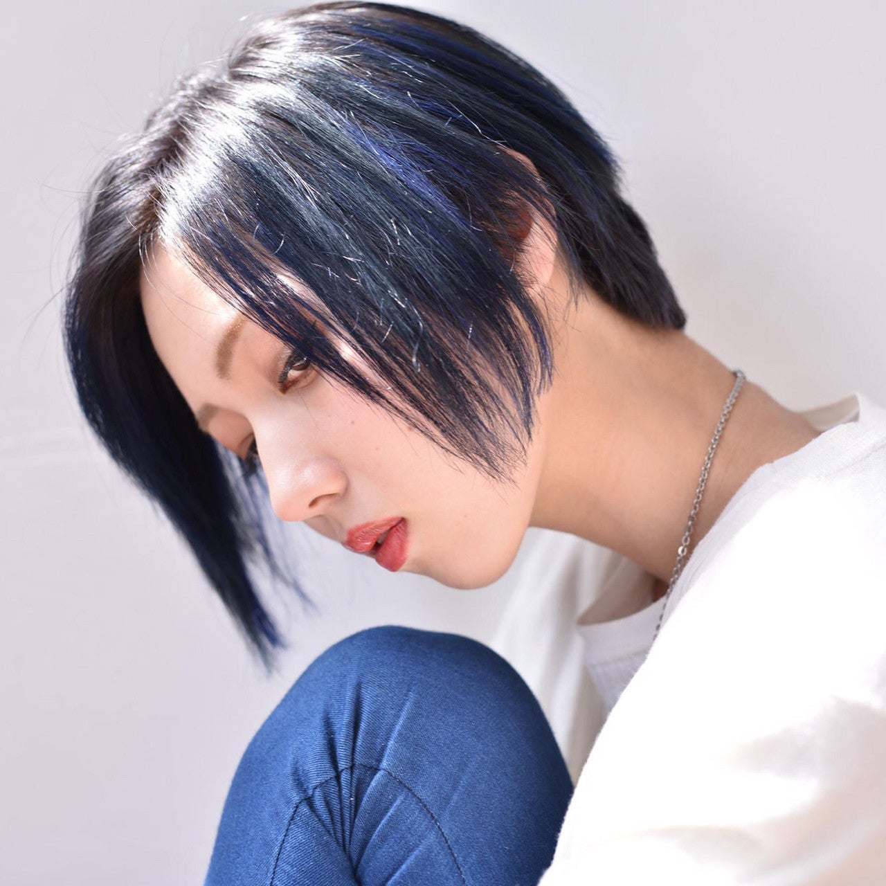 黒髪×インナーカラーで周りと差をつけるオシャレさに♡長さ別に自分に似合う髪型を見つけよう
