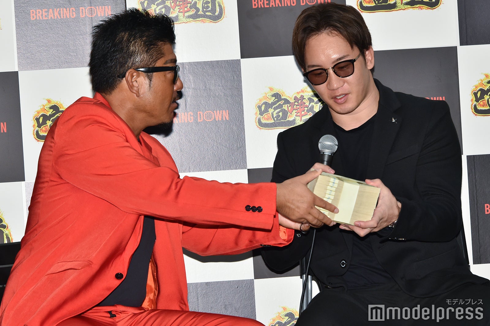 朝倉未来、現金1000万円手渡され配布方法を募集「BreakingDown6」出場も示唆？