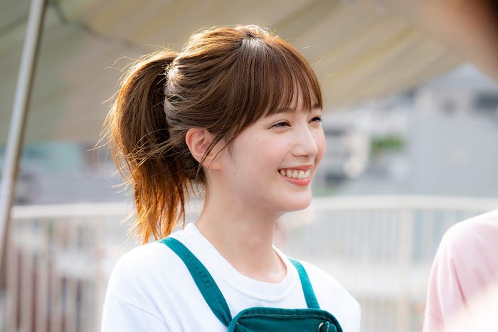 本田翼 「君の花になる」第2話より(C)TBS