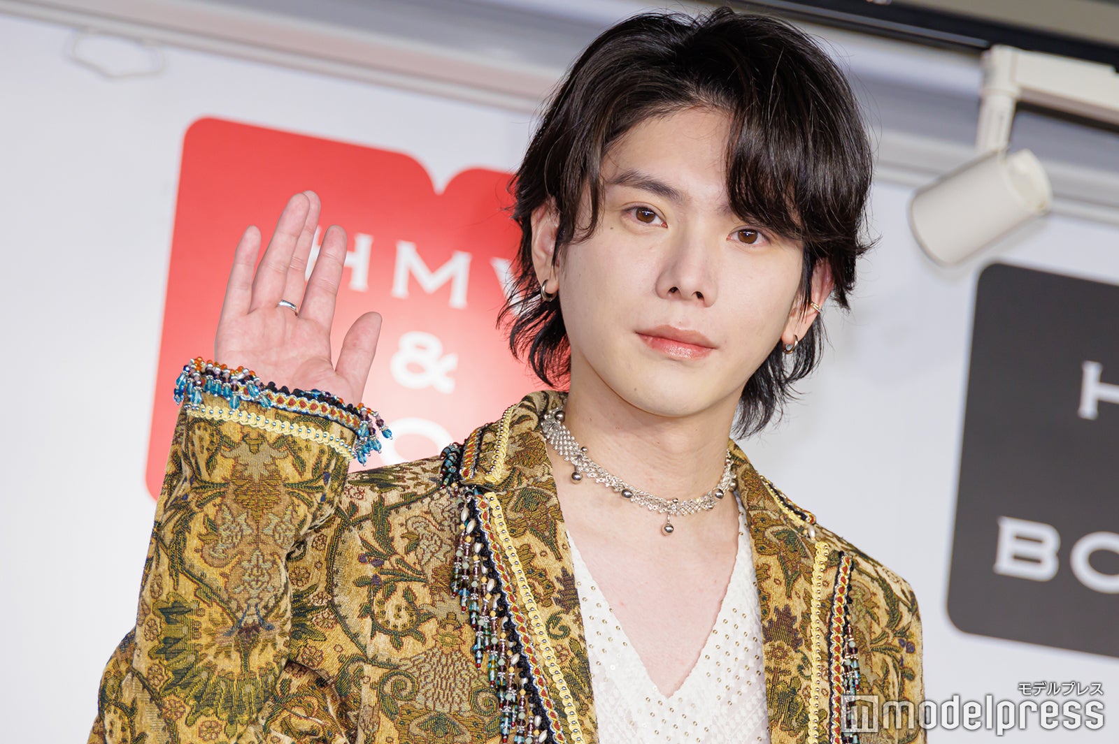 YU（C）モデルプレス