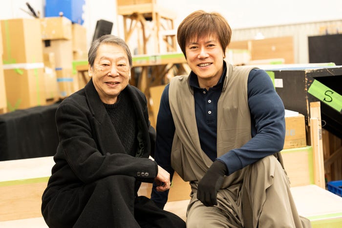 壤晴彦、山口祐一郎/舞台「キングダム」稽古場より (提供写真)