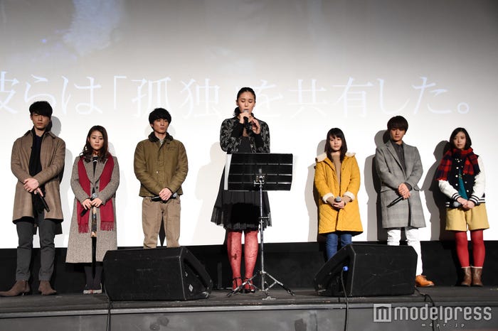 (左から)坂口健太郎、高畑充希、高良健吾、手嶌葵、有村架純、西島隆弘、森川葵(C)モデルプレス