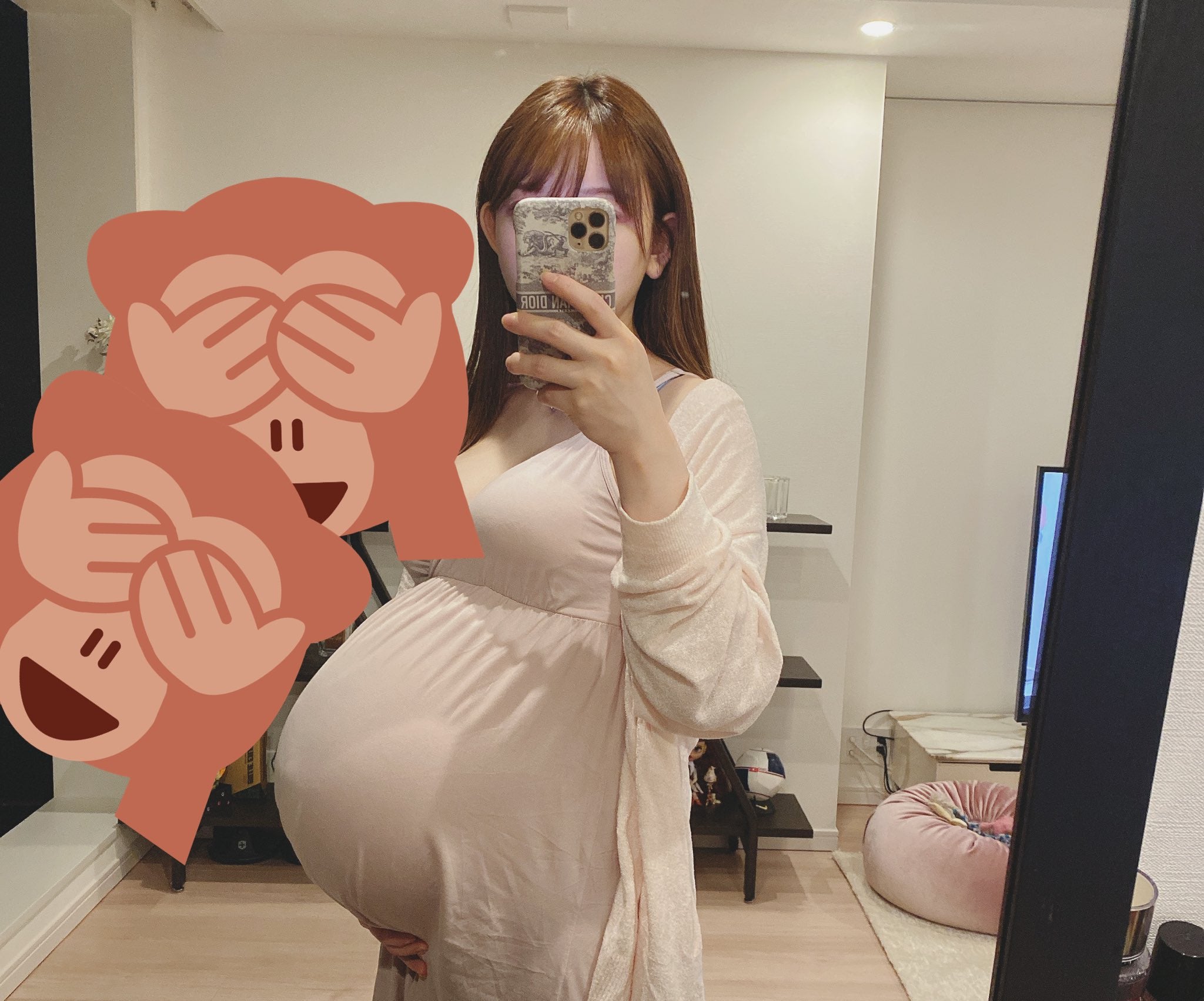 結婚＆出産報告の黒崎みさ、双子妊娠中ショット公開で“トラウマ”明かす「大きすぎるお腹が怖かった」