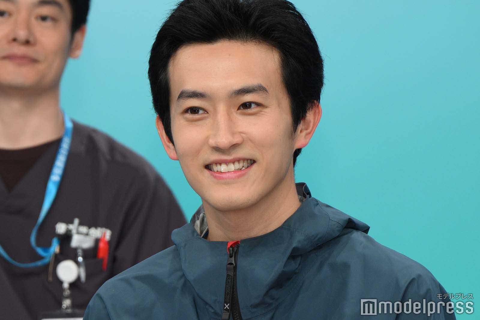 杉野遥亮、山頂撮影は晴れ間の10分「5時間くらいかけて山を登って」【マウンテンドクター】