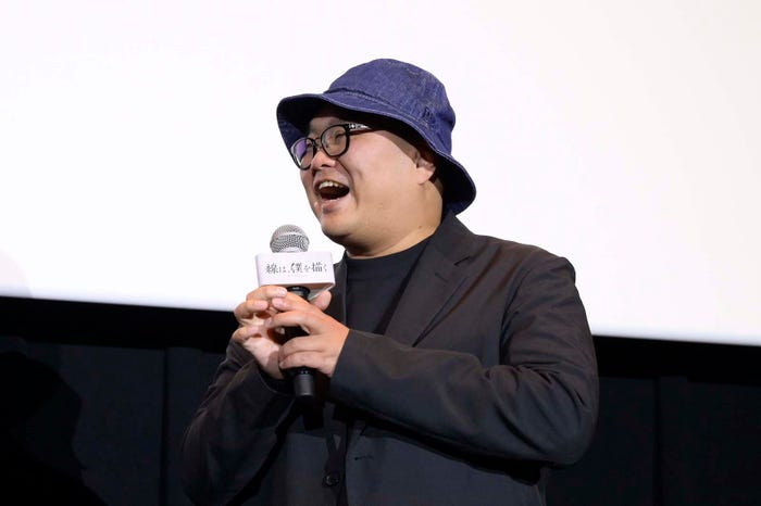 砥上裕將氏 (C)砥上裕將/講談社(C)2022映画「線は、僕を描く」製作委員会