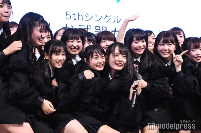 ラストアイドル2期生とアンダー (C)モデルプレス