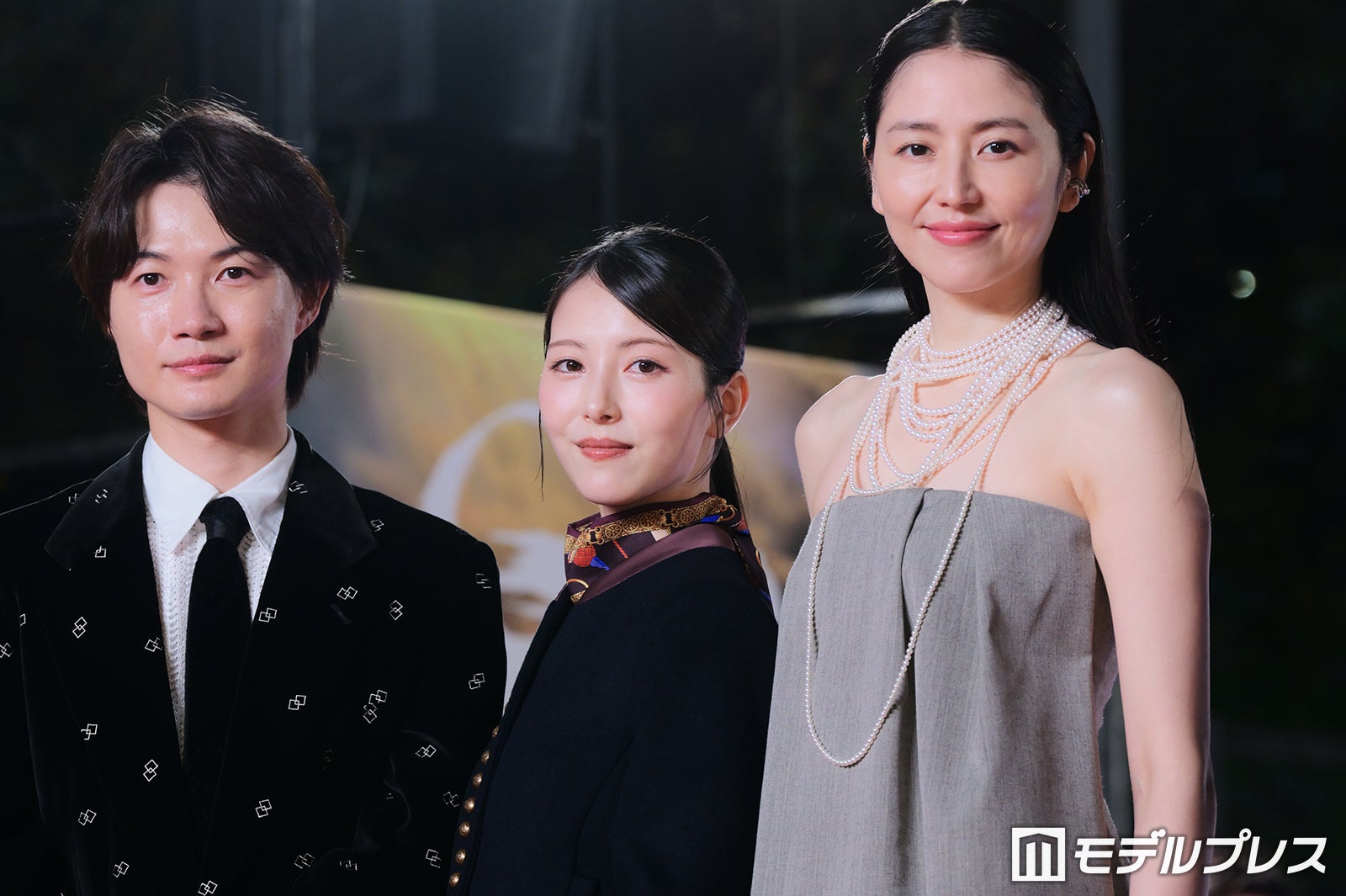 神木隆之介、浜辺美波、長澤まさみ（C）モデルプレス