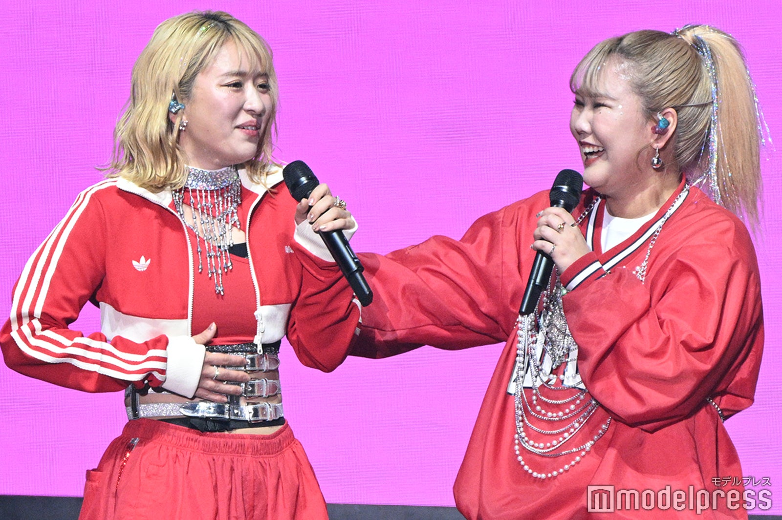 平成フラミンゴ（NICO、RIHO（C）モデルプレス