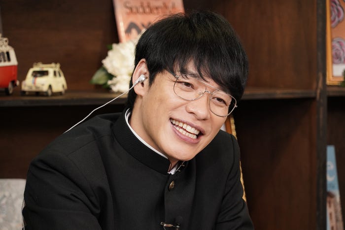 川島明 (C)読売テレビ