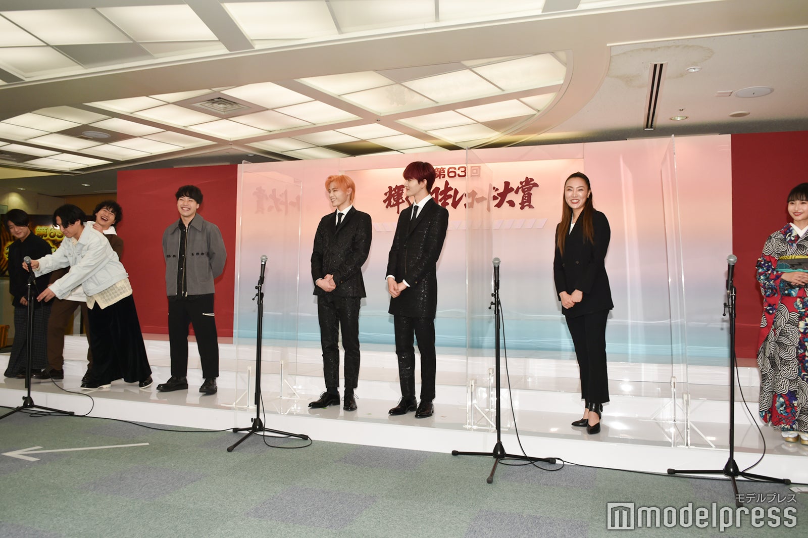 マカロニえんぴつ／高野賢也、長谷川大喜、はっとり、田辺由明、INI木村柾哉、田島将吾、TAEKO、望月琉叶 （C）モデルプレス