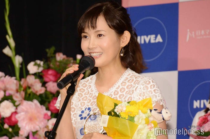 安倍なつみ(C)モデルプレス