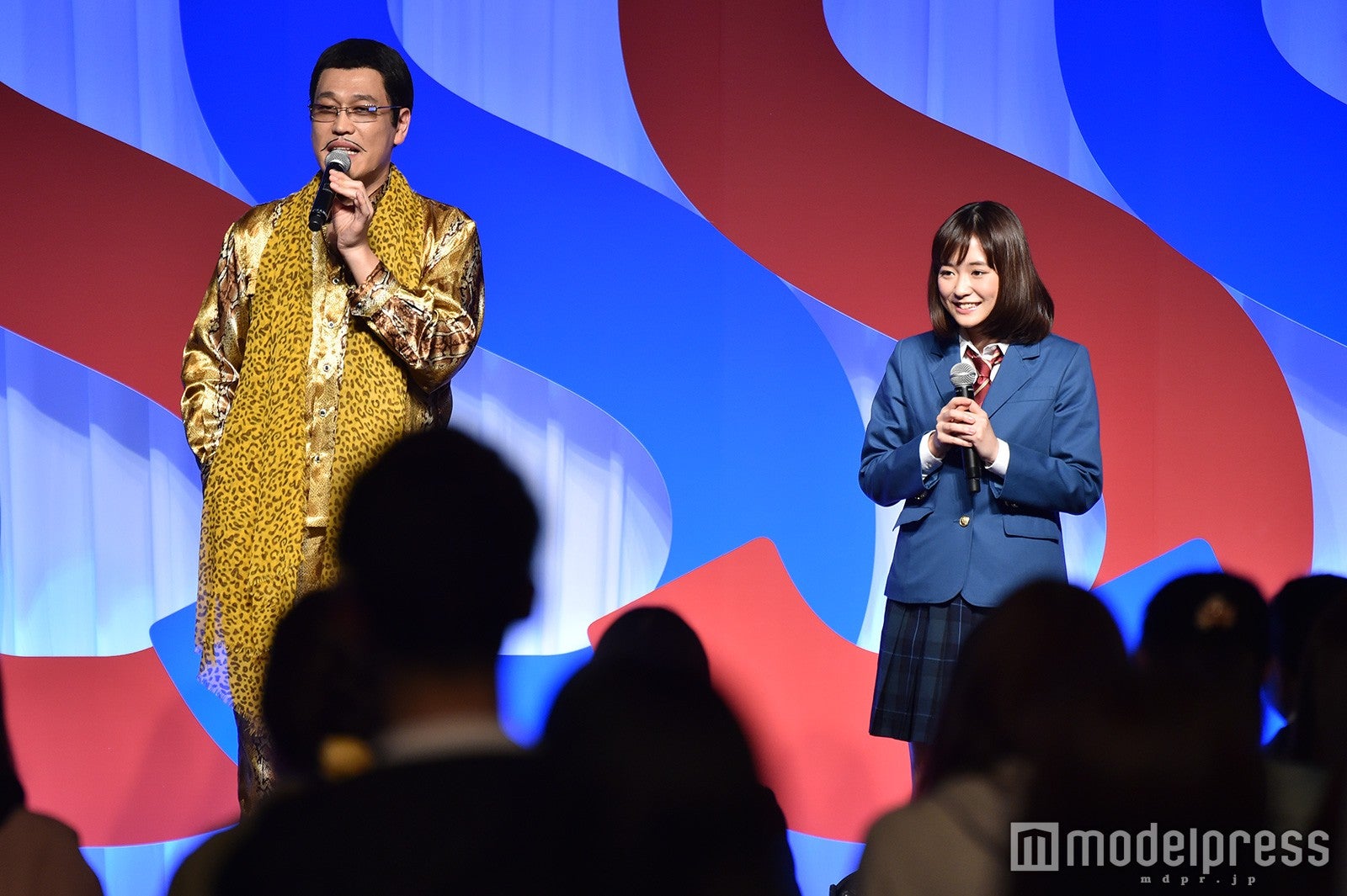 ピコ太郎、大原櫻子（C）モデルプレス