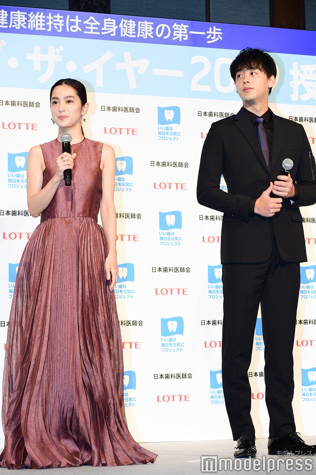 中村アン、竹内涼真 （C）モデルプレス