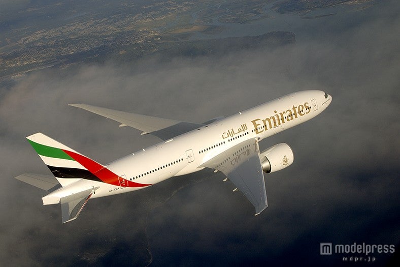 ドバイを本拠地とする「エミレーツ航空」でドバイまでひとっ飛び