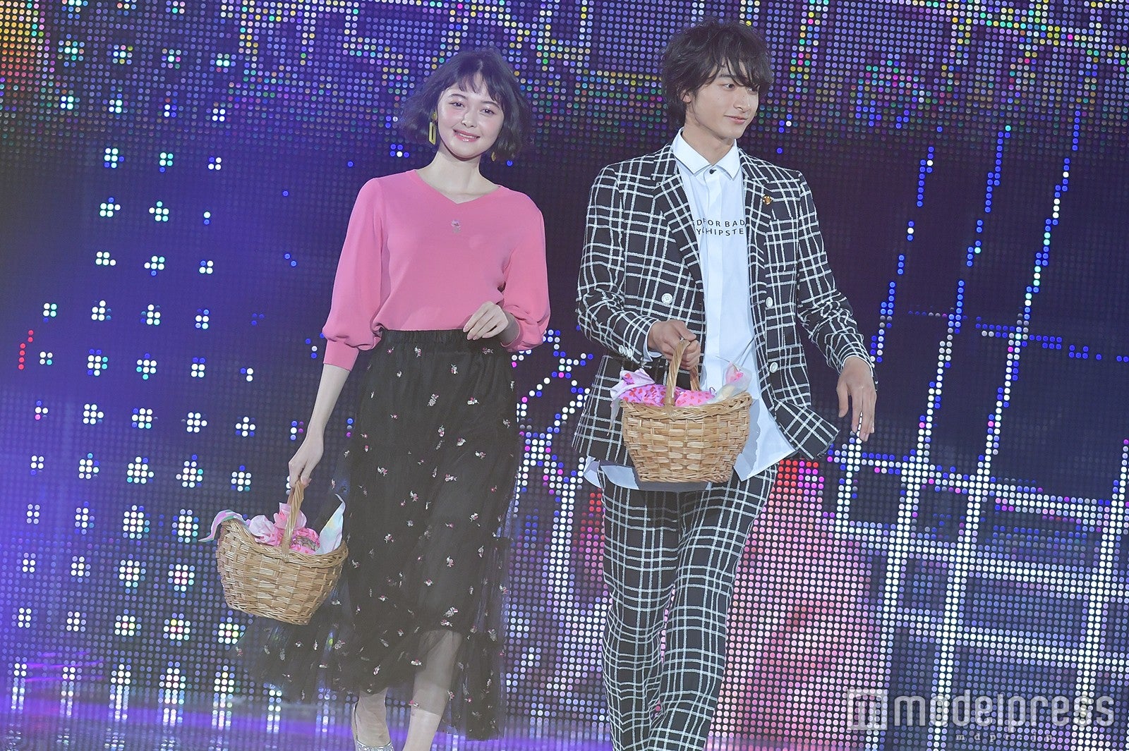 玉城ティナ、小関裕太（C）モデルプレス