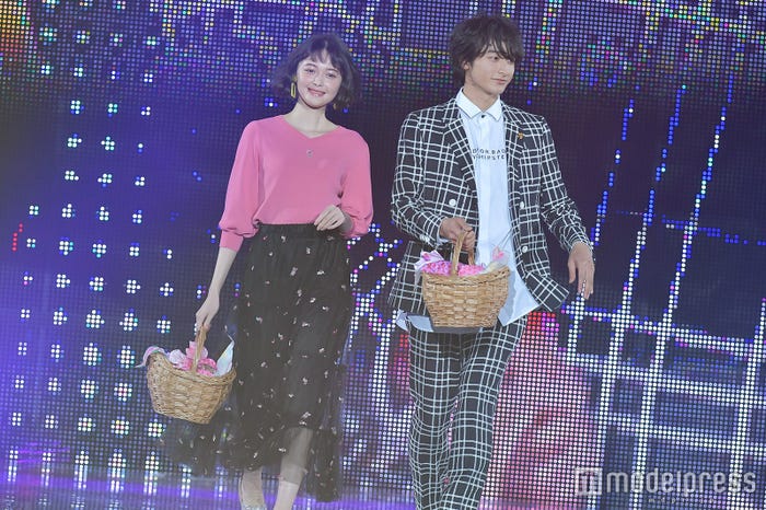 玉城ティナ、小関裕太(C)モデルプレス