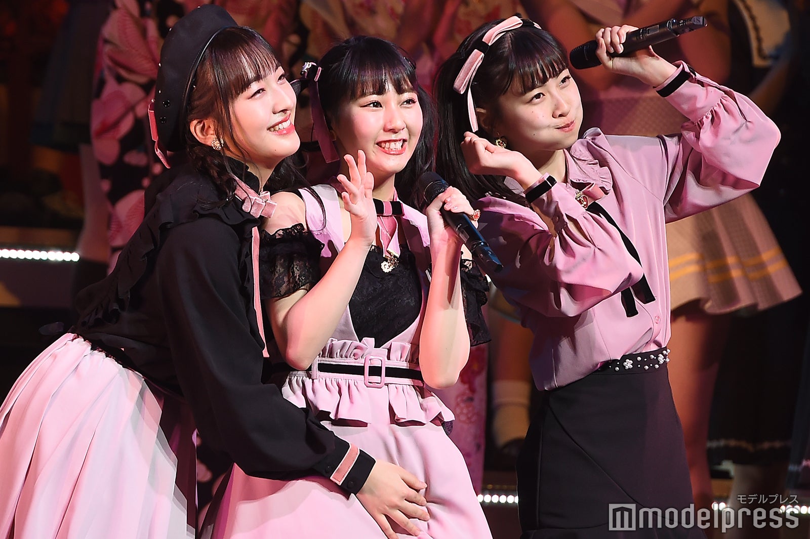田島芽瑠、田中美久、松岡はな「AKB48グループリクエストアワー セットリストベスト100 2019」 （C）モデルプレス