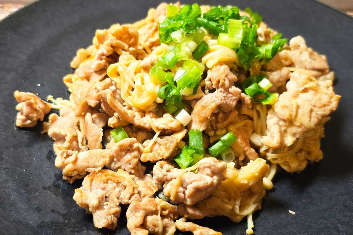 豚こまとえのきのオイポン炒め・完成