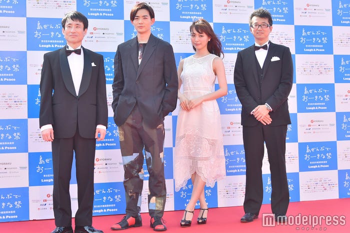 映画「Bros.マックスマン」出演者&監督(C)モデルプレス