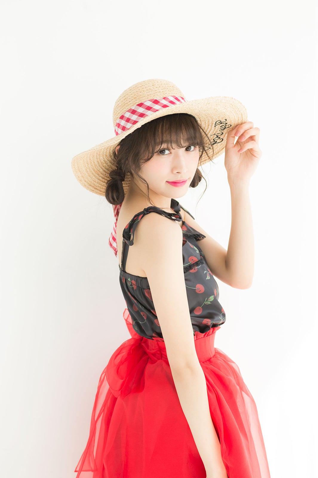 渡辺梨加「The would of girly mind」／画像提供：徳間書店