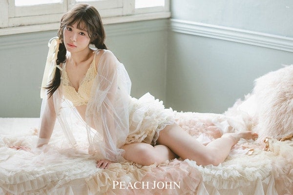 PEACH JOHN、浅原凜さんによる新作ランジェリーのビジュアル「LOVE IDOLS」を公開