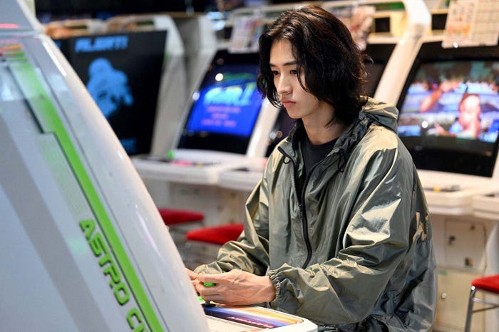 山崎賢人「アトムの童」第2話より(C)TBS