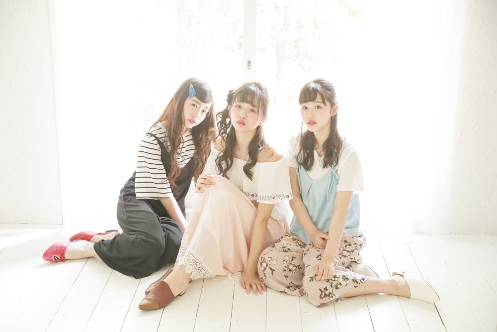 其原有沙、三品瑠香、伊藤小春（画像提供：徳間書店）