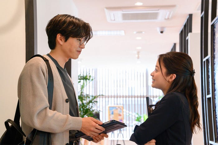 坂東龍汰、橋本環奈「王様に捧ぐ薬指」第5話より(C)TBS