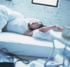 夜更かし やけ食い 働く女子が 卒業したい習慣 って モデルプレス 夜更かし やけ食い 働く女子が 卒業したい習慣 って モデルプレス