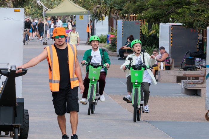 小泉孝太郎、二宮和也(C)TBS 撮影:HARUMI YOSHIMURA
