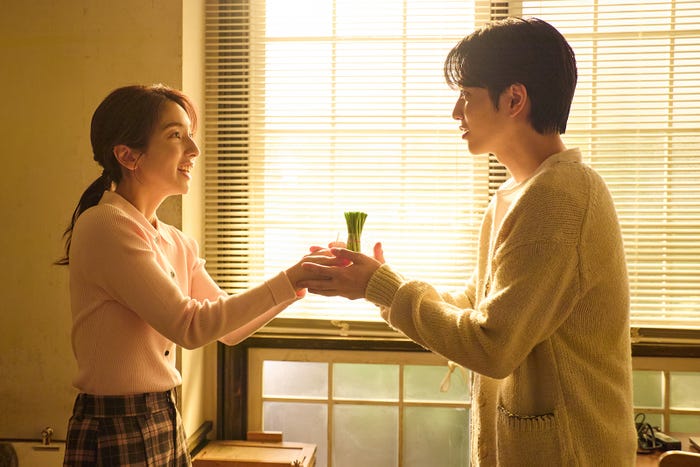 仁村紗和、志尊淳「10回切って倒れない木はない」第3話(C)日本テレビ