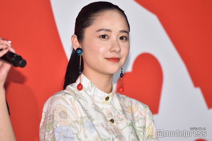 堀田真由(C)モデルプレス