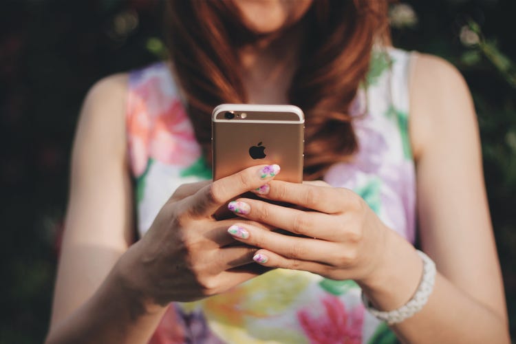 連絡無精な彼氏へのアプローチ5つ なかなかlineが来ないなら モデルプレス 連絡無精な彼氏へのアプローチ5つ なかなかlineが来ないなら モデルプレス