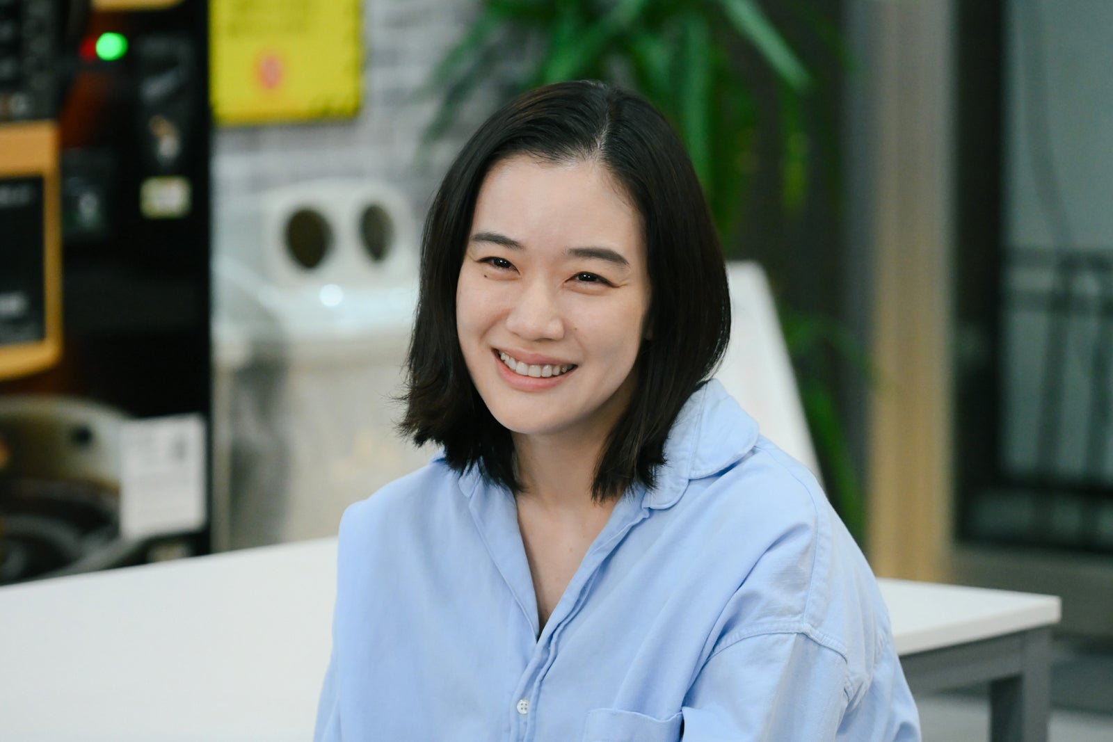 【「Tシャツが乾くまで」蒼井優インタビュー】“バツ4”咲子が抱く充への思い語る 最終話の見どころは充の表情「たぶんすぐ分かると思います」