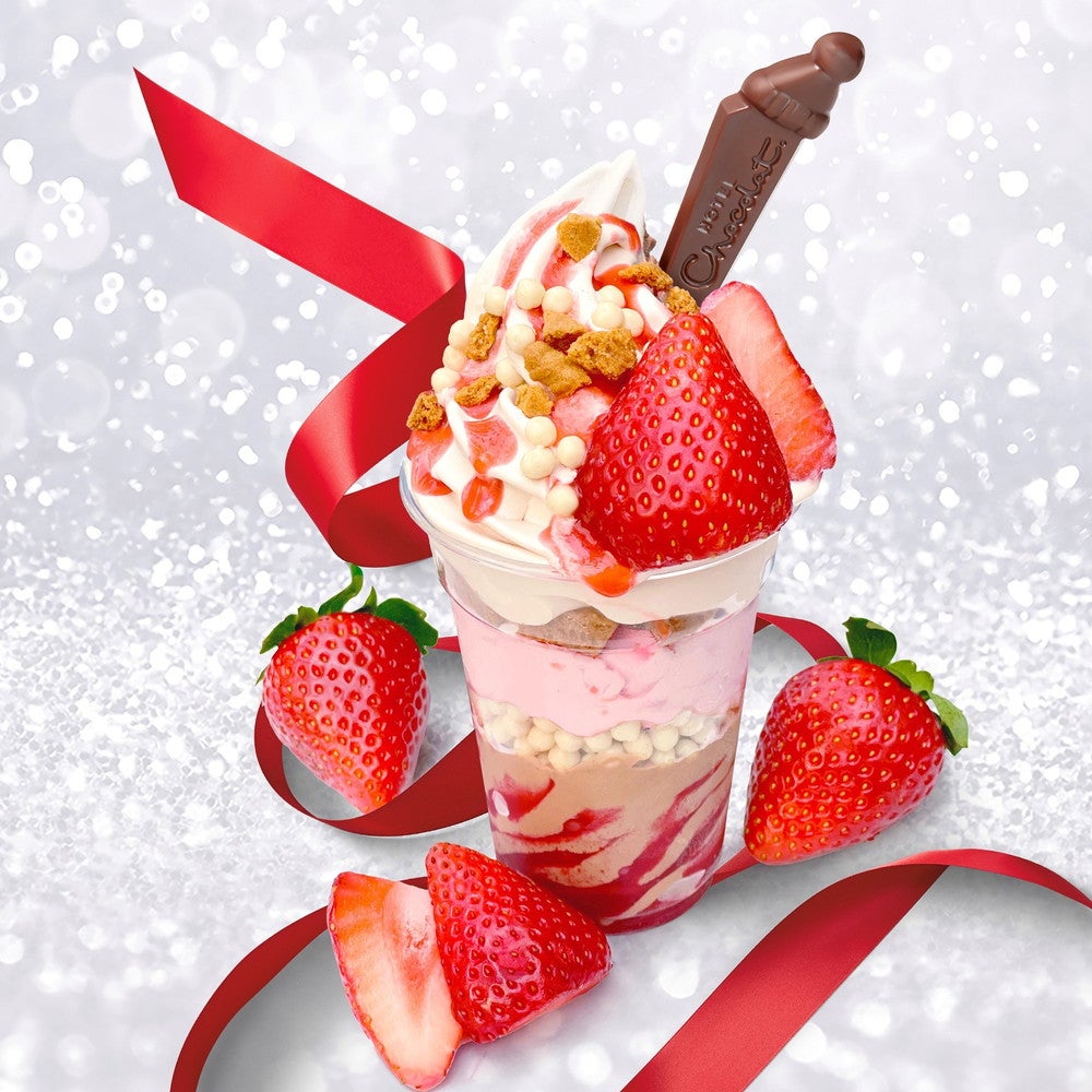 クリスマス ストロベリー サンデー　　¥800（税込）／画像提供：ホテルショコラ