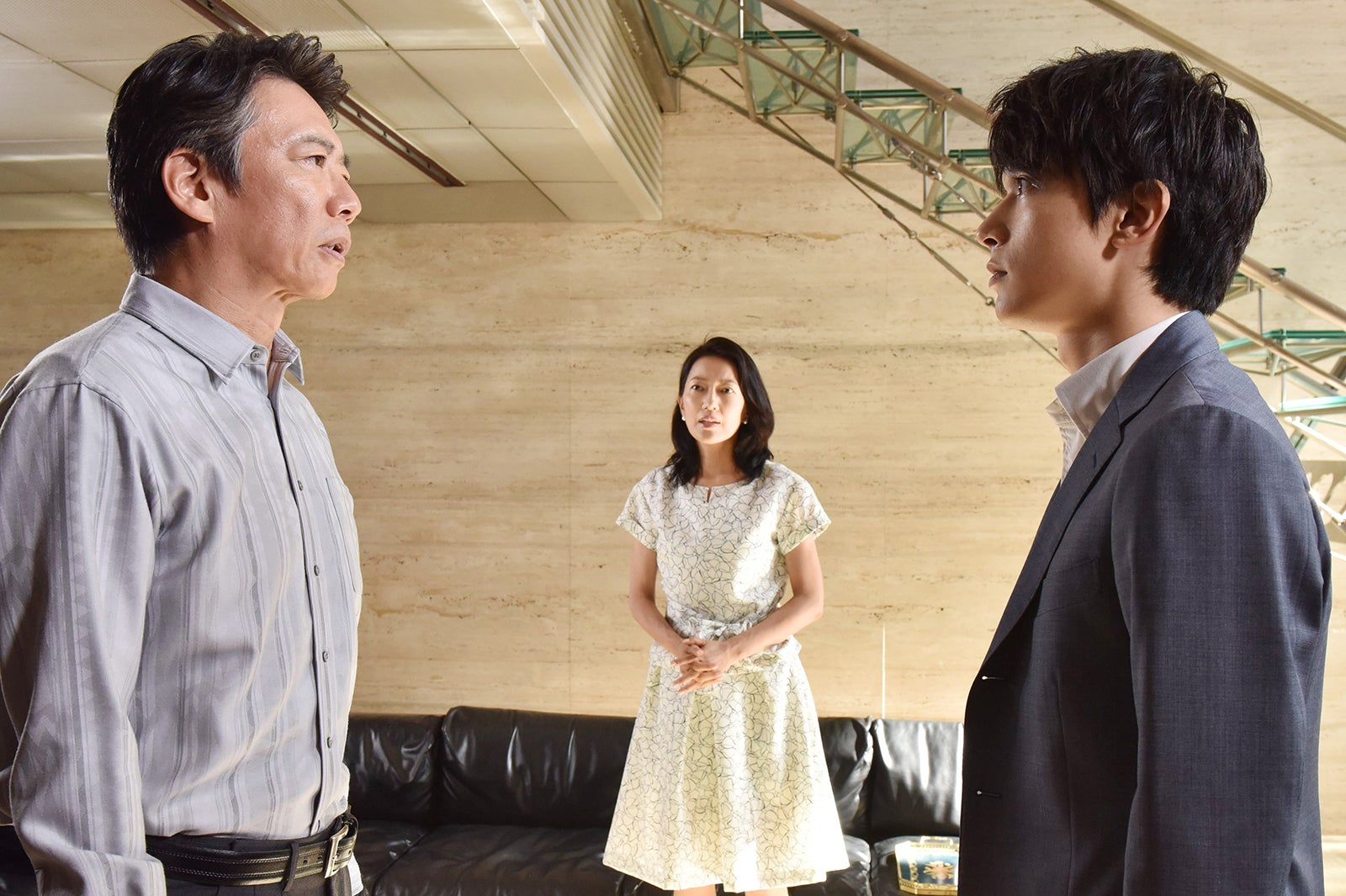 サバイバル・ウェディング」祐一（吉沢亮）、さやか（波瑠）を