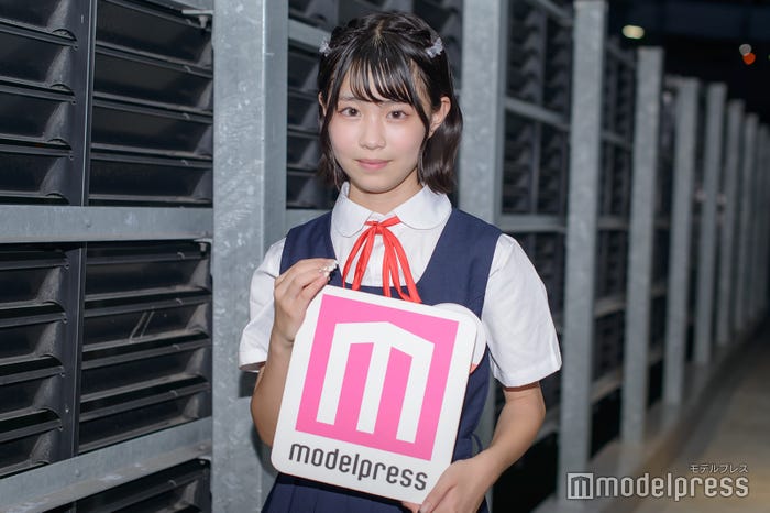 すみれ(C)モデルプレス