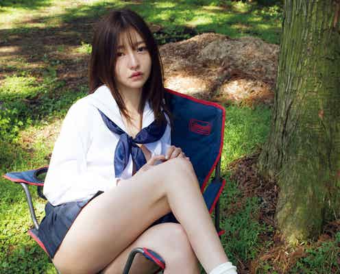 ウーバー配達員の社長令嬢・橋本萌花、制服姿で美脚全開
