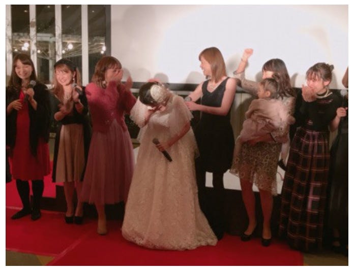 パーティーの様子/辻希美オフィシャルブログより