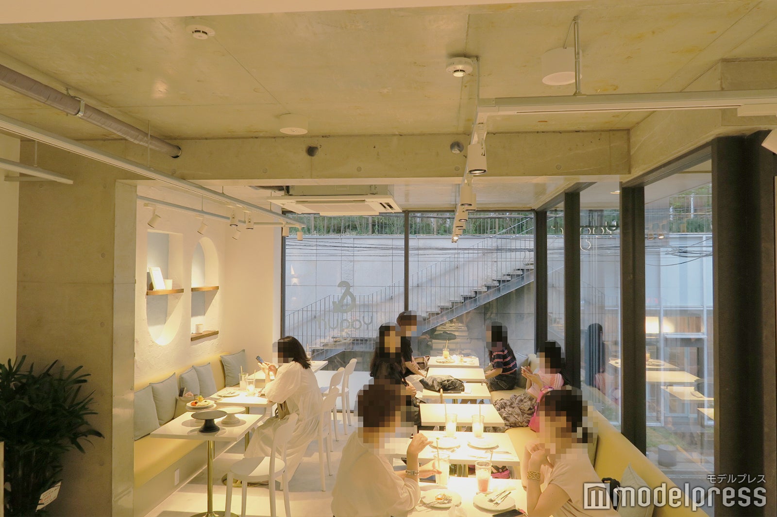 & Yogurt（C）モデルプレス