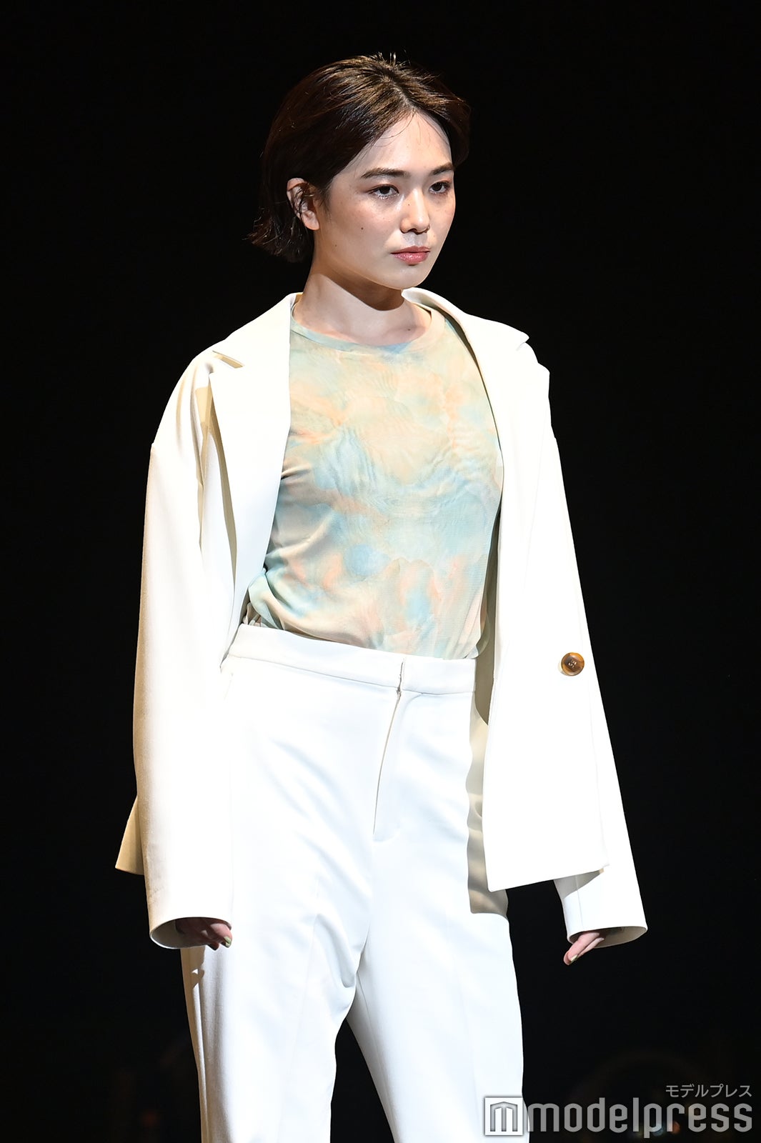 （C）モデルプレス