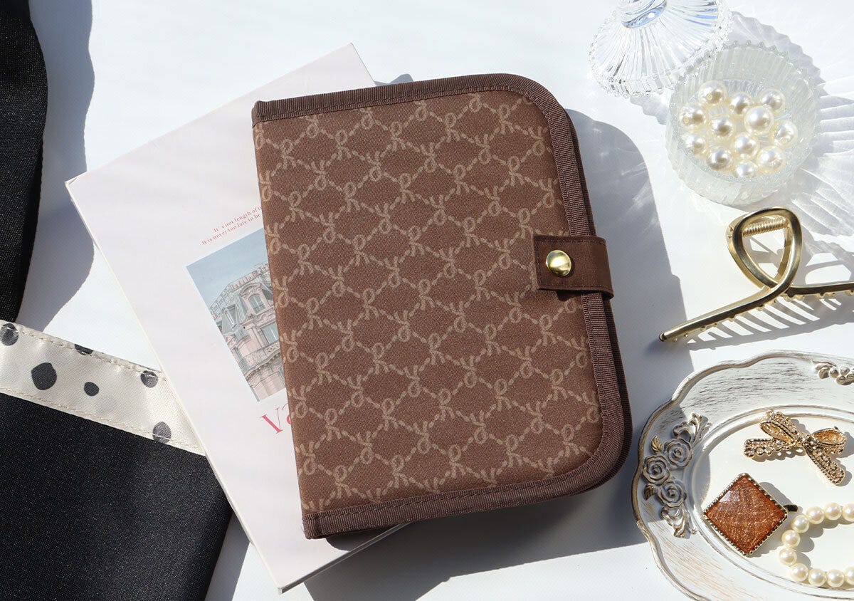 宝島社 雑誌付録 素敵なあの人4月号 ロベルタ 宝島社雑誌付録素敵なあの人4月号のロベルタ