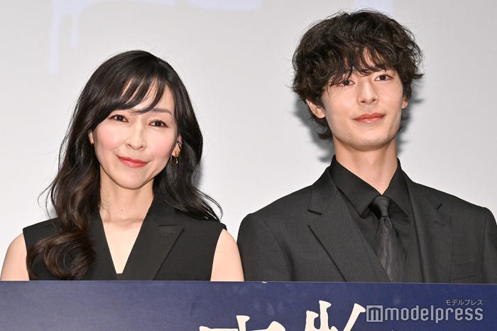 麻生久美子、塩野瑛久(C)モデルプレス