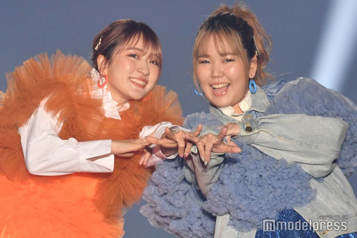 平成フラミンゴ(NICO、RIHO)(C)モデルプレス
