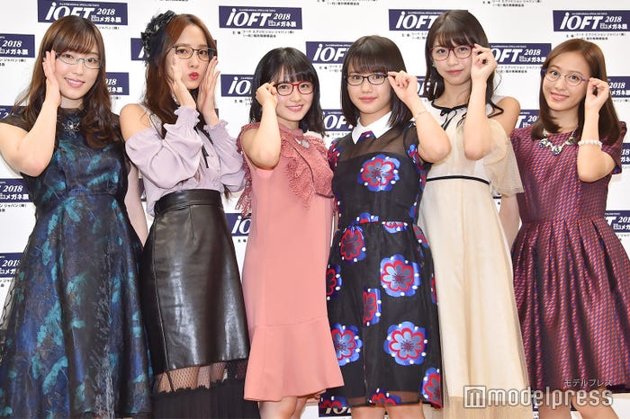 モーニング娘。’18(左から)譜久村聖、飯窪春菜、森戸知沙希、横山玲奈、牧野真莉愛、小田さくら(C)モデルプレス