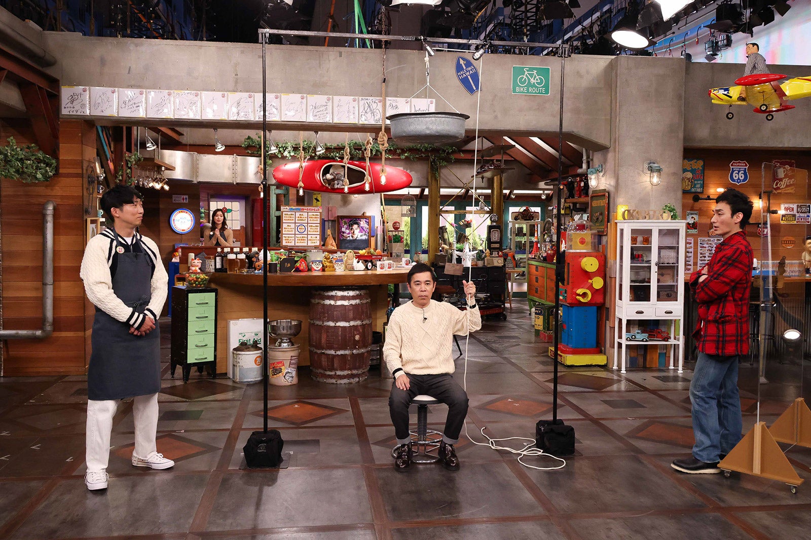 石田明、岡村隆史、草なぎ剛（C）カンテレ