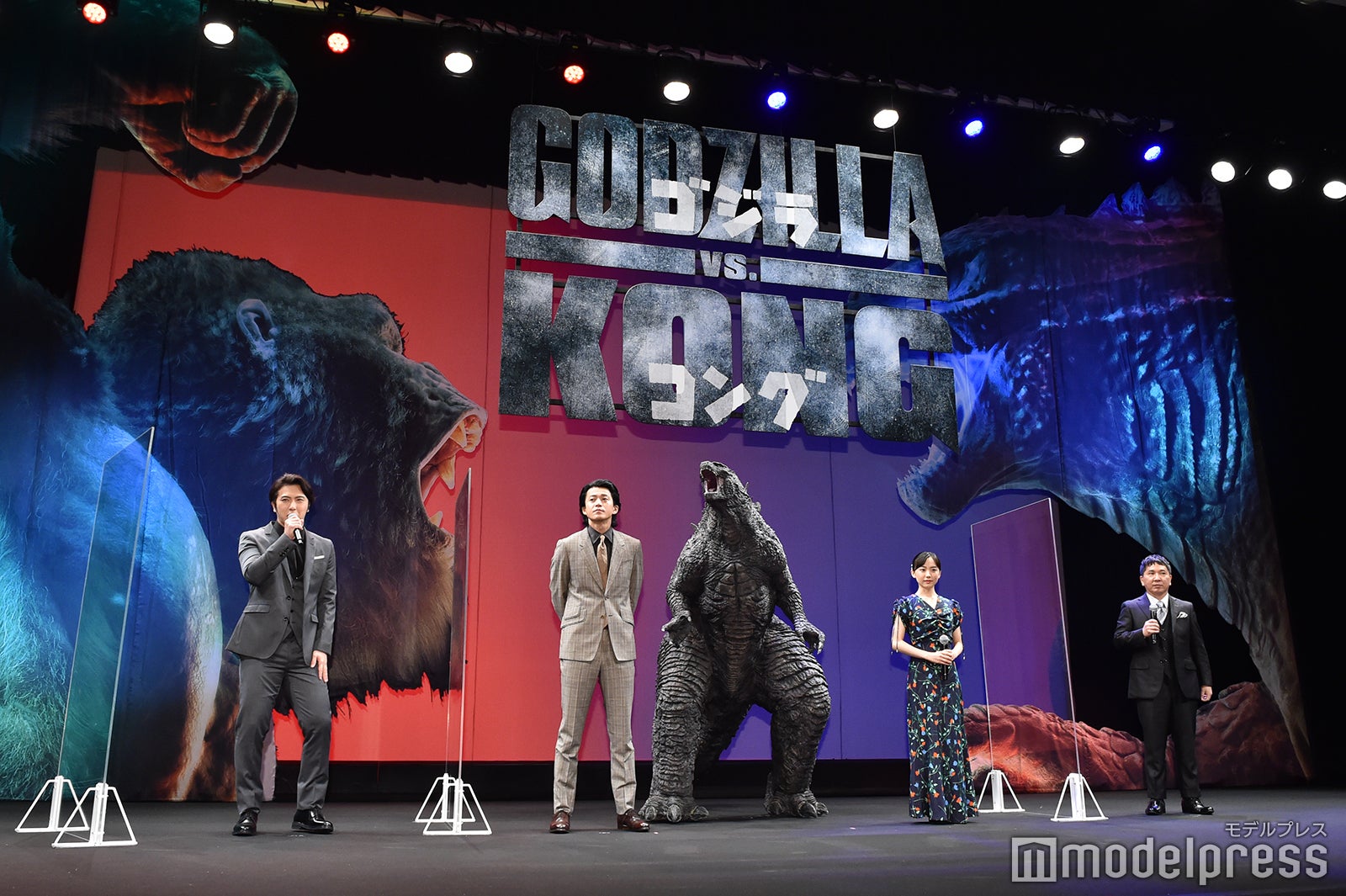 （C）モデルプレス