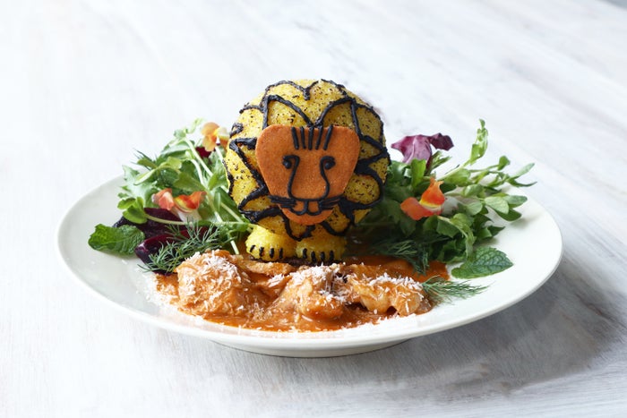 ライオンプレート（C）LISA LARSON