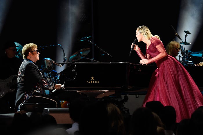 エルトン・ジョン&マイリー・サイラス(写真:Getty Images)